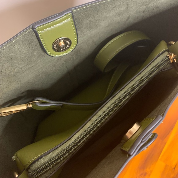 NWT Unique Bucket Bag - Picture 4 of 6